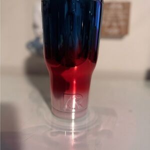 RTIC 30 oz Tumbler Stainless Steel Hot Cold Double Wall Tumbler Cup - NEW